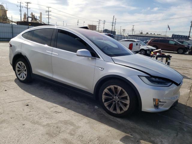 Photo 4 from auction – 2016 TESLA MODEL X with VIN 5YJXCBE21GF005778