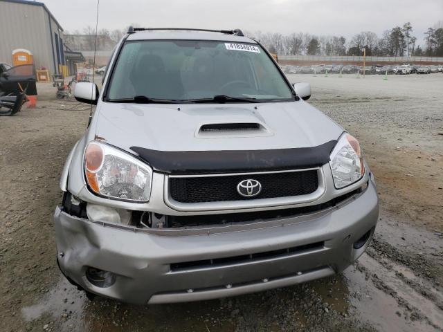 Photo 5 from auction – 2005 TOYOTA RAV4 with VIN JTEGD20V550056819