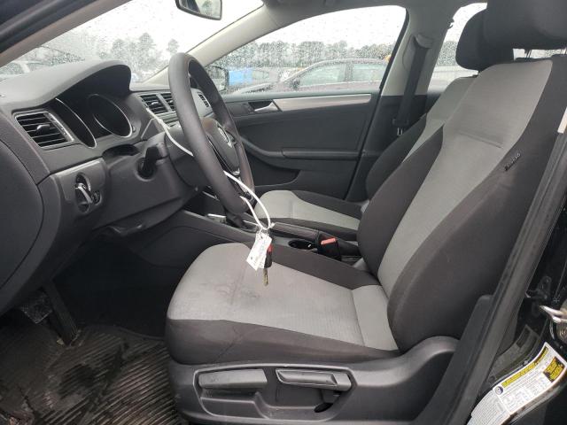 Photo 7 from auction – 2017 VOLKSWAGEN JETTA S with VIN 3VW2B7AJ2HM213346