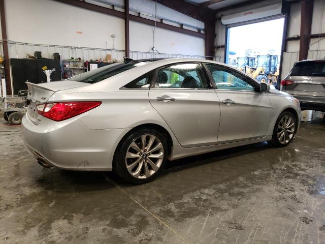 Photo 3 from auction – 2012 HYUNDAI SONATA SE with VIN 5NPEC4AB1CH447433
