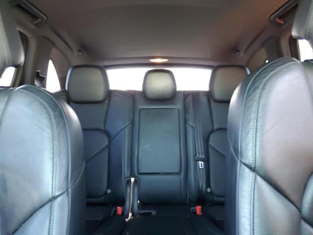 Photo 10 from auction – 2013 PORSCHE CAYENNE with VIN WP1AA2A29DLA09683