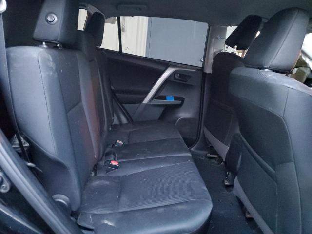 Photo 10 from auction – 2018 TOYOTA RAV4 LE with VIN 2T3BFREV6JW842676