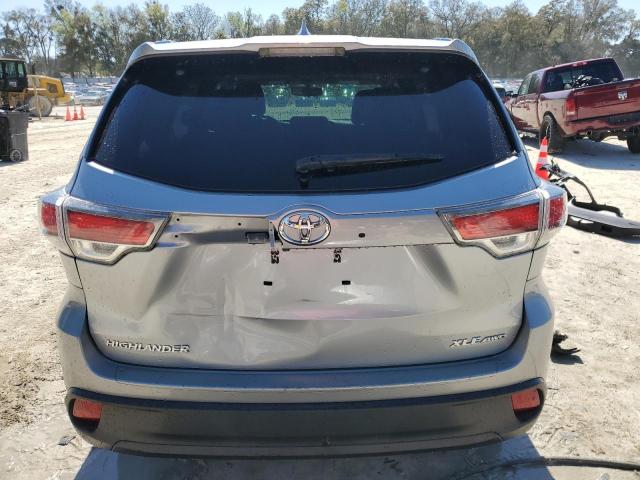 Photo 6 from auction – 2016 TOYOTA HIGHLANDER with VIN 5TDJKRFH3GS324292