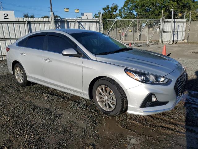 Photo 4 from auction – 2019 HYUNDAI SONATA SE with VIN 5NPE24AF3KH799417