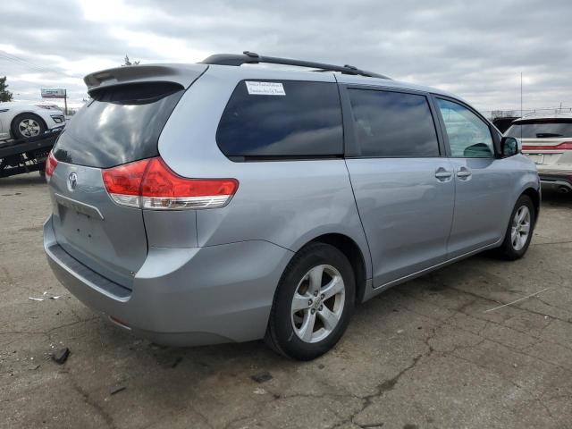 Photo 3 from auction – 2011 TOYOTA SIENNA LE with VIN 5TDKK3DC1BS166908