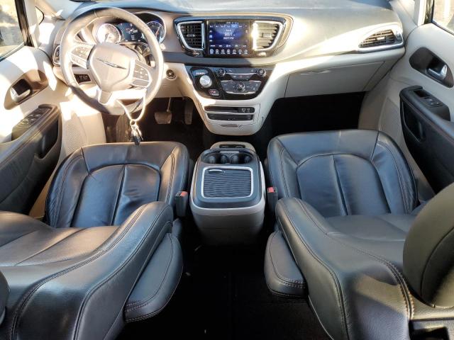 Photo 8 from auction – 2017 CHRYSLER PACIFICA T with VIN 2C4RC1EG3HR679368