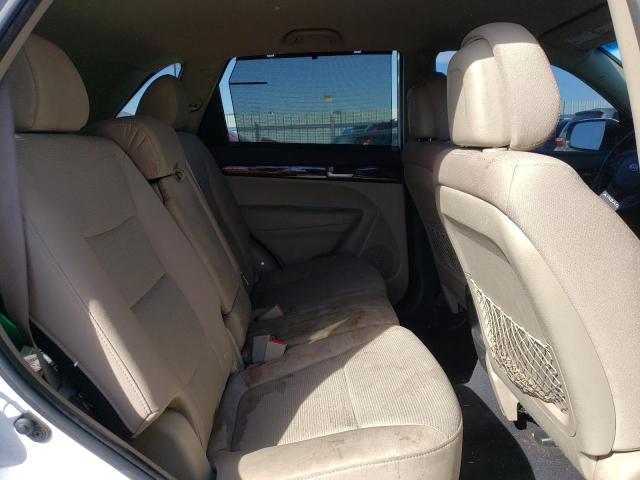 Photo 11 from auction – 2014 KIA SORENTO LX with VIN 5XYKTCA65EG465234