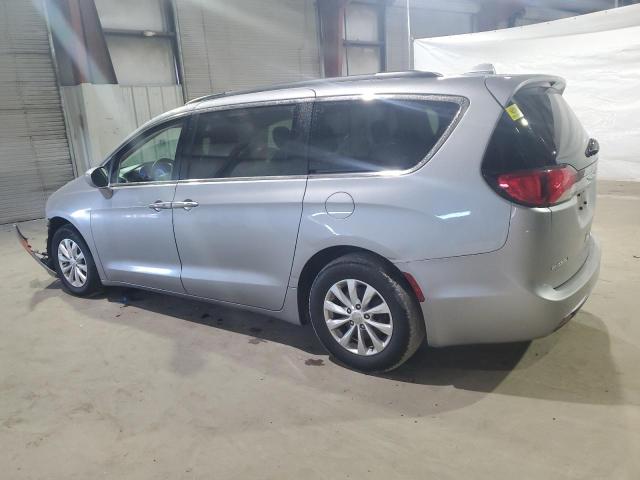 Photo 2 from auction – 2018 CHRYSLER PACIFICA T with VIN 2C4RC1FG2JR355137