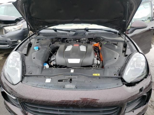 Photo 12 from auction – 2017 PORSCHE CAYENNE SE with VIN WP1AE2A26HLA71472