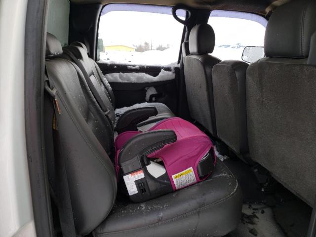 Photo 10 from auction – 2004 CHEVROLET SILVERADO with VIN 1GCHK23194F152228