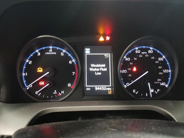 Photo 9 from auction – 2018 TOYOTA RAV4 ADVEN with VIN JTMRFREV1JJ720241