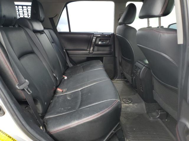 Photo 10 from auction – 2016 TOYOTA 4RUNNER SR with VIN JTEBU5JR5G5298142