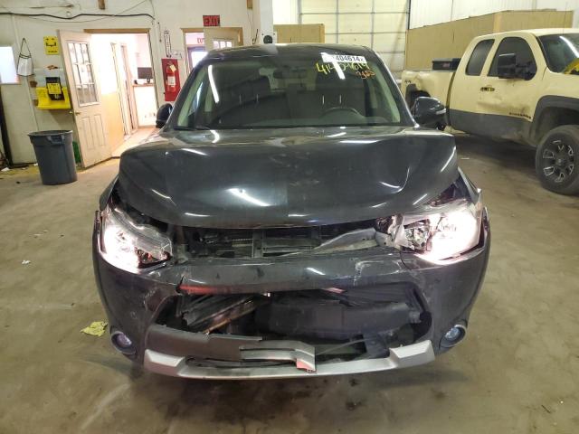 Photo 5 from auction – 2015 MITSUBISHI OUTLANDER with VIN JA4AZ3A36FZ003911