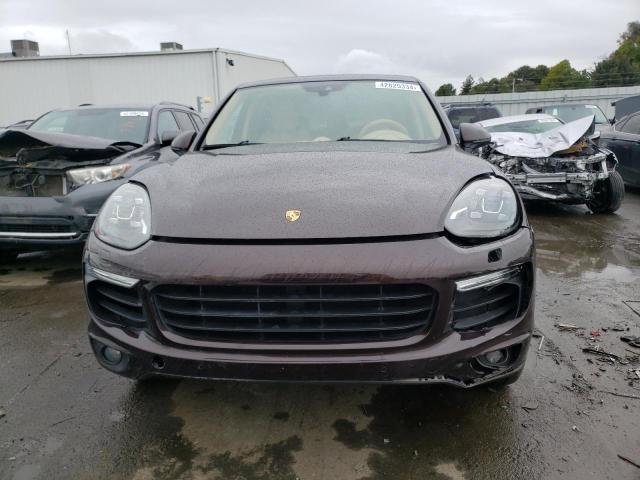 Photo 5 from auction – 2017 PORSCHE CAYENNE SE with VIN WP1AE2A26HLA71472