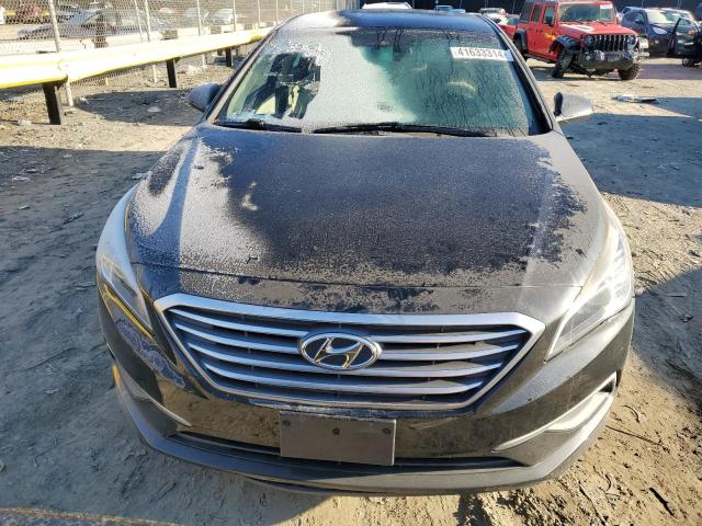 Photo 5 from auction – 2017 HYUNDAI SONATA SE with VIN 5NPE24AF3HH590915