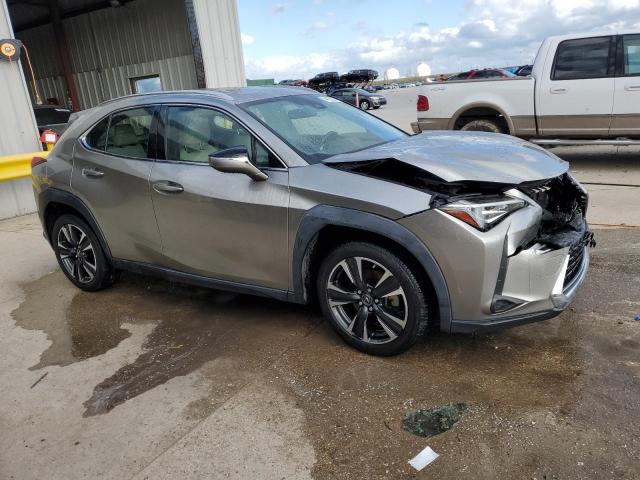 Photo 4 from auction – 2019 LEXUS UX 200 with VIN JTHY3JBH3K2016816