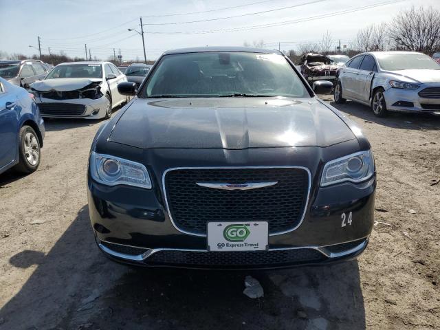 Photo 5 from auction – 2019 CHRYSLER 300 TOURIN with VIN 2C3CCARG3KH578204
