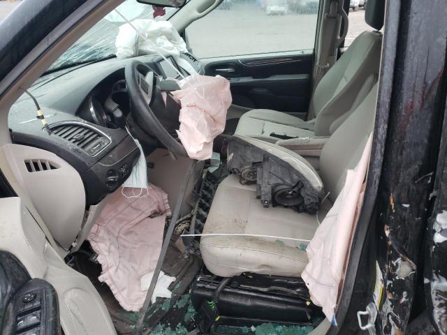 Photo 7 from auction – 2015 CHRYSLER TOWN & COU with VIN 2C4RC1BG4FR699758