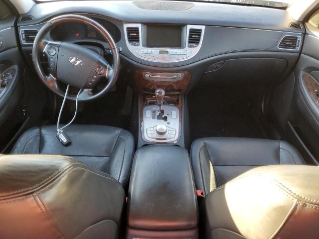 Photo 8 from auction – 2011 HYUNDAI GENESIS 4. with VIN KMHGC4DF1BU130162