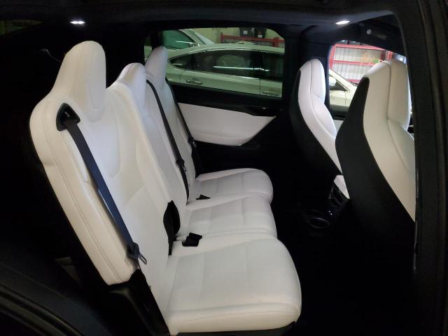 Photo 10 from auction – 2018 TESLA MODEL X with VIN 5YJXCAE21JF111181