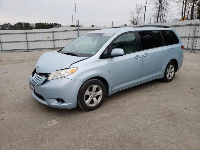 TOYOTA SIENNA LE 2015 with VIN 5TDKK3DC3FS680264 - Photo from auction