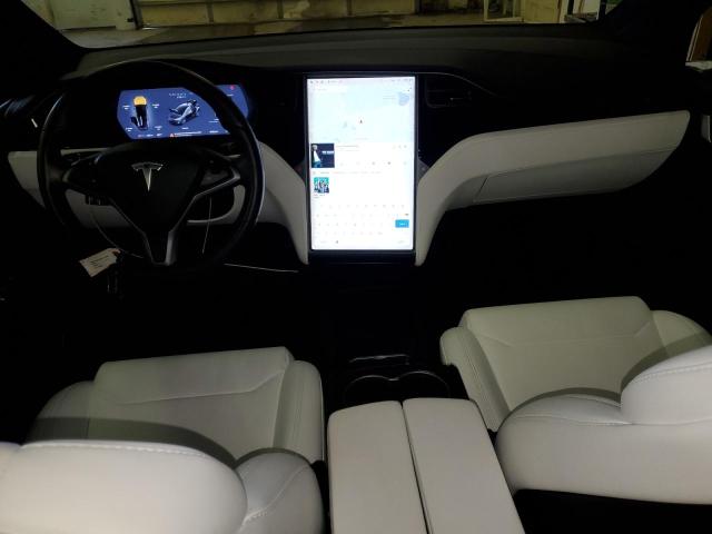 Photo 8 from auction – 2018 TESLA MODEL X with VIN 5YJXCAE21JF111181