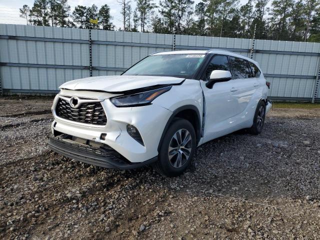 TOYOTA HIGHLANDER 2021 with VIN 5TDGZRAH1MS070610 - Photo from auction