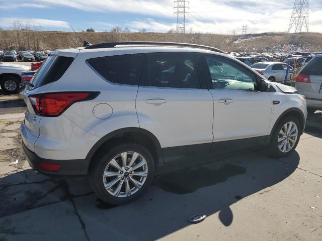 Photo 3 from auction – 2019 FORD ESCAPE SEL with VIN 1FMCU9HD3KUB03319