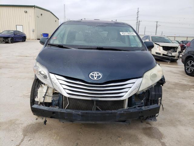 Photo 5 from auction – 2011 TOYOTA SIENNA XLE with VIN 5TDDK3DCXBS007944