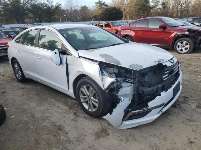 Photo 4 from auction – 2015 HYUNDAI SONATA SE with VIN 5NPE24AF0FH044389