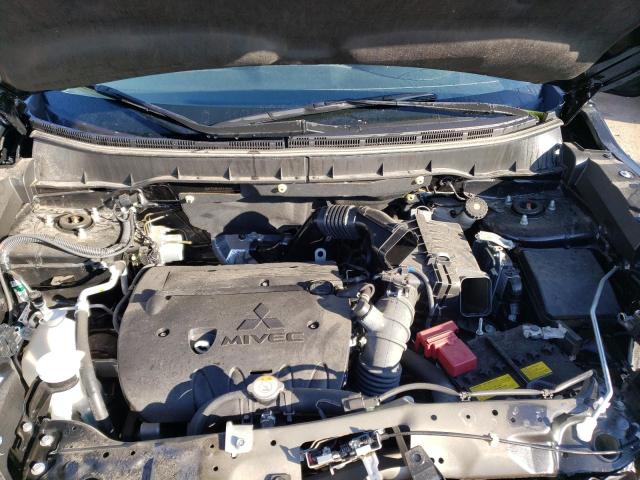 Photo 12 from auction – 2022 MITSUBISHI OUTLANDER with VIN JA4ARUAU1NU014695