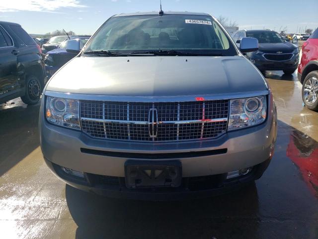 Photo 5 from auction – 2007 LINCOLN MKX with VIN 2LMDU68C97BJ35879