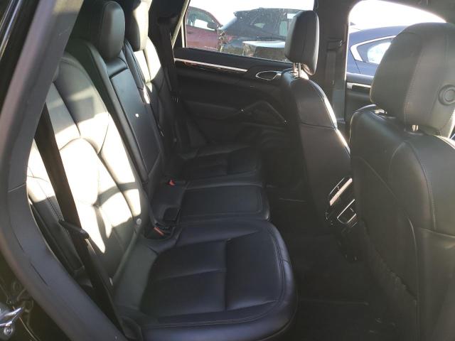 Photo 11 from auction – 2017 PORSCHE CAYENNE SE with VIN WP1AE2A28HLA74390
