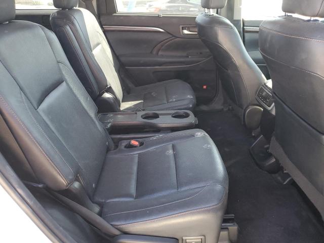 Photo 11 from auction – 2014 TOYOTA HIGHLANDER with VIN 5TDYKRFH8ES015946