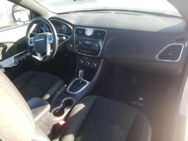 Photo 8 from auction – 2012 CHRYSLER 200 TOURIN with VIN 1C3BCBEB5CN179945