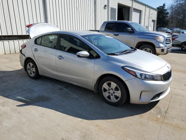 Photo 4 from auction – 2018 KIA FORTE LX with VIN 3KPFK4A76JE215737