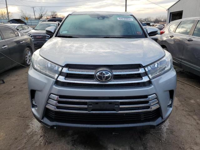 Photo 5 from auction – 2019 TOYOTA HIGHLANDER with VIN 5TDDZRFH5KS724159
