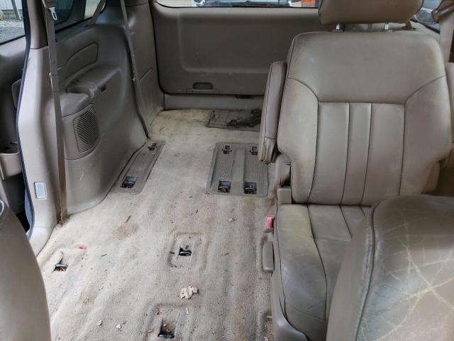 Photo 10 from auction – 2000 TOYOTA SIENNA with VIN 4T3ZF13C7YU235777