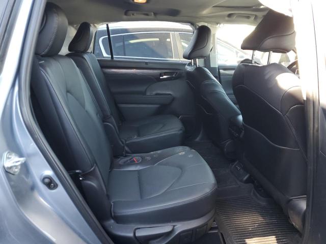 Photo 11 from auction – 2022 TOYOTA HIGHLANDER with VIN 5TDDZRBH2NS206200
