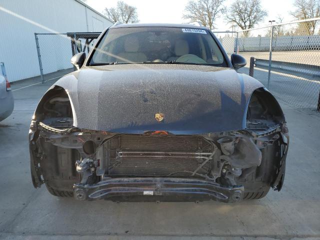 Photo 5 from auction – 2016 PORSCHE CAYENNE with VIN WP1AA2A28GLA03572