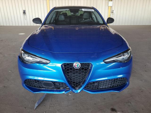 Photo 5 from auction – 2019 ALFA ROMEO GIULIA with VIN ZARFANAN3K7598910