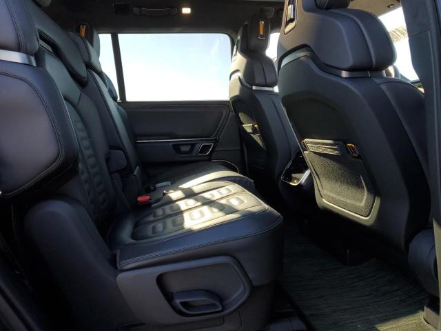 Photo 10 from auction – 2023 RIVIAN R1S LAUNCH with VIN 7PDSGABL0PN004105