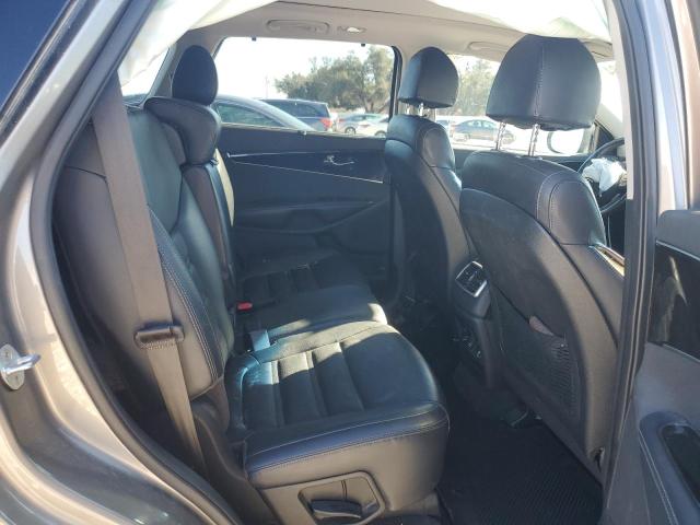 Photo 11 from auction – 2018 KIA SORENTO EX with VIN 5XYPHDA57JG418494
