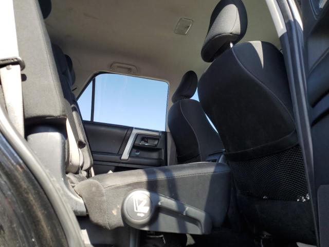 Photo 10 from auction – 2015 TOYOTA 4RUNNER SR with VIN JTEBU5JR5F5272848