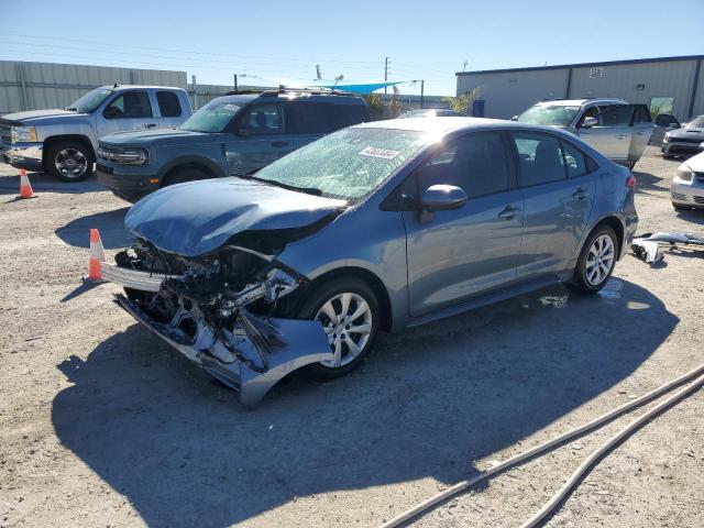 TOYOTA COROLLA LE 2020 with VIN 5YFEPRAE8LP136855 - Photo from auction