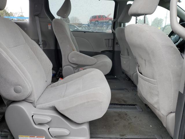 Photo 11 from auction – 2018 TOYOTA SIENNA LE with VIN 5TDJZ3DC3JS202636