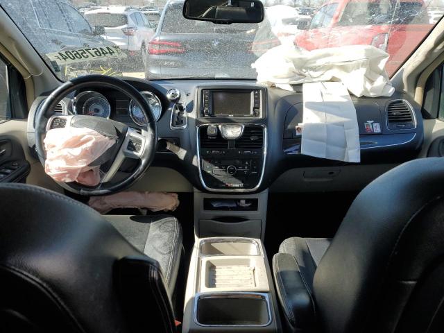 Photo 8 from auction – 2016 CHRYSLER TOWN & COU with VIN 2C4RC1BG8GR205175