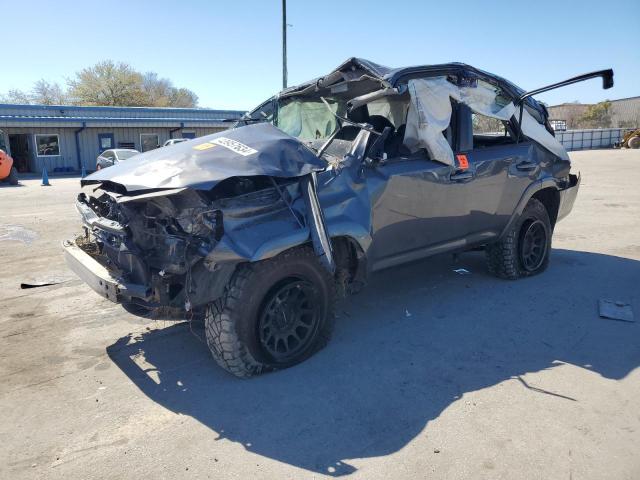 TOYOTA 4RUNNER SR 2020 with VIN JTEBU5JR7L5804287 - Photo from auction