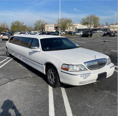 LINCOLN TOWN CAR E 2007 with VIN 1L1FM88W67Y615179 - Photo from auction