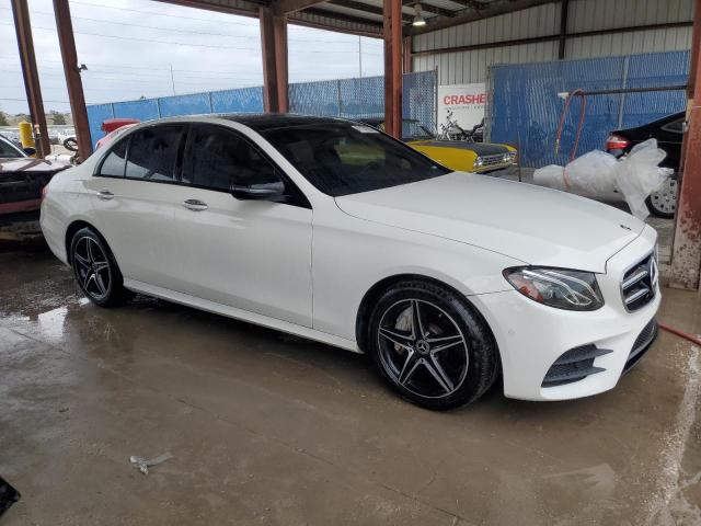 Photo 4 from auction – 2018 MERCEDES-BENZ E 300 with VIN WDDZF4JB9JA377666